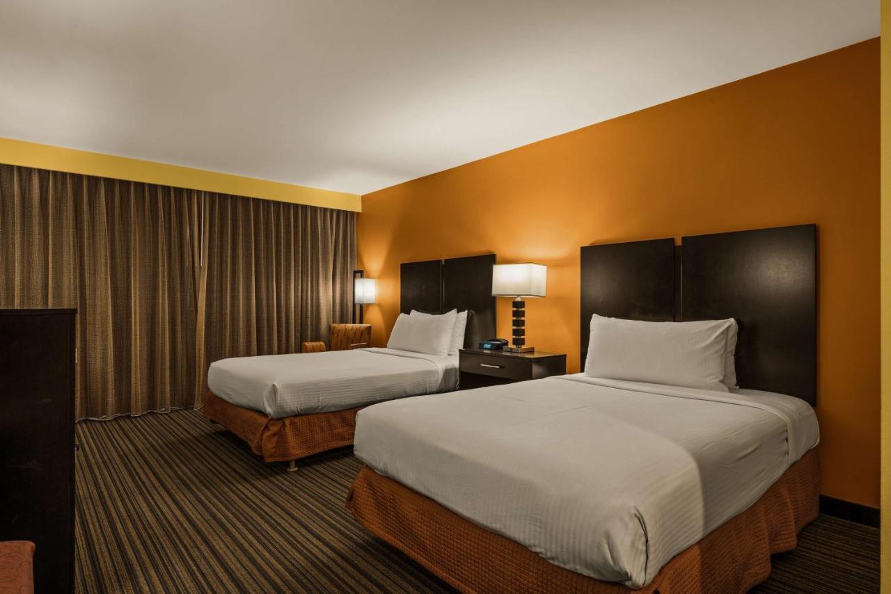 Western The Plaza - Free Breakfast Hotel 3*